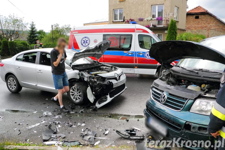 Zderzenie dwóch samochodów w Żarnowcu