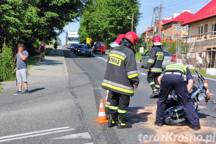 Zderzenie motocykla i samochodu w Łężanach