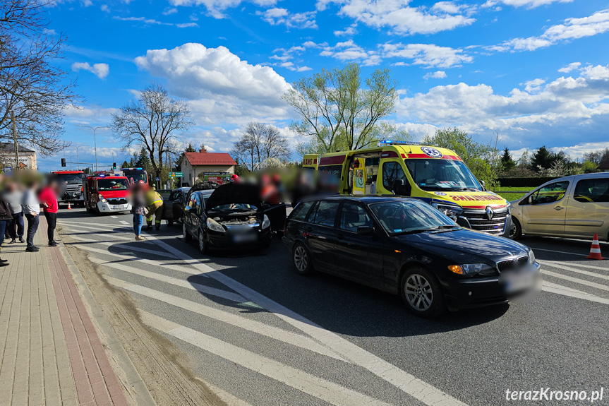 Zderzenie trzech samochodów w Krośnie