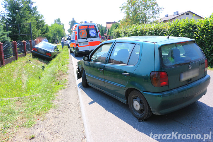 Zderzenie dwóch samochodów w Zręcinie