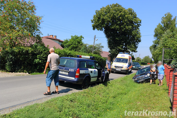 Zderzenie dwóch samochodów w Zręcinie