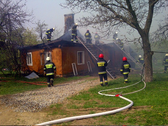 Pożar domu w Sulistrowej