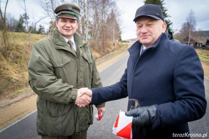 Wyremontowany odcinek drogi powiatowej w Rzepniku oficjalnie otwarty