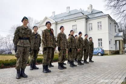 Oddział wojskowy w liceum w Jedliczu