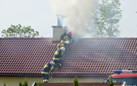 Pożar budynku w Zręcinie przy Jesionowej