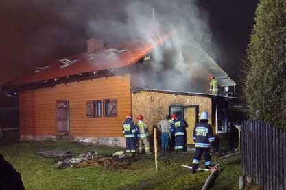 Pożar pustostanu w Korczynie i budynku gospodarczego w Targowiskach