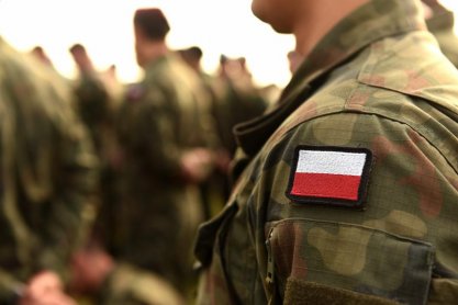 Rada Powiatu Krośnieńskiego solidaryzuje się z żołnierzami i funkcjonariuszami strzegącymi polskich granic