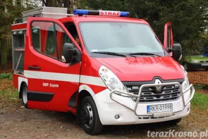 Strażacy ze Zręcina odebrali nowy wóz