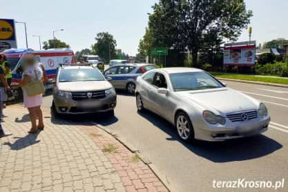 Zderzenie dwóch aut na Lwowskiej