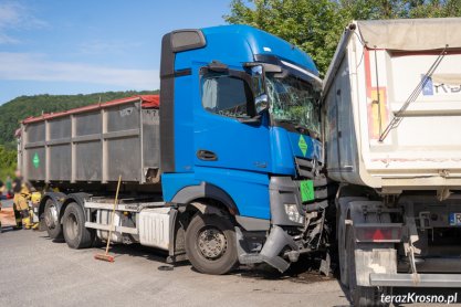 Zderzenie dwóch ciężarówek w Lipowicy