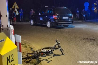Zderzenie rowerzysty z samochodem w Milczy