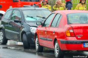 Czołowe zderzenie dwóch samochodów w Korczynie