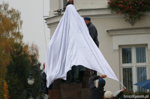 Inscenizacja uroczystości odsłonięcia pomnika Ignacego Łukasiewicza