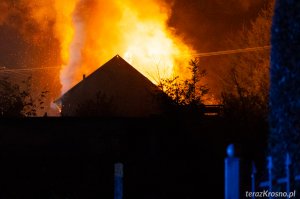 Pożar budynku gospodarczego w Długiem
