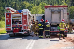 Zderzenie dwóch samochodów ciężarowych w Lipowicy