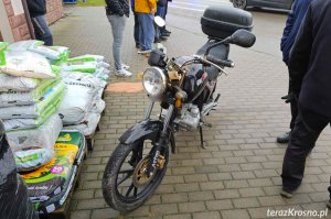 Zderzenie motocyklisty z osobówką w Jedliczu