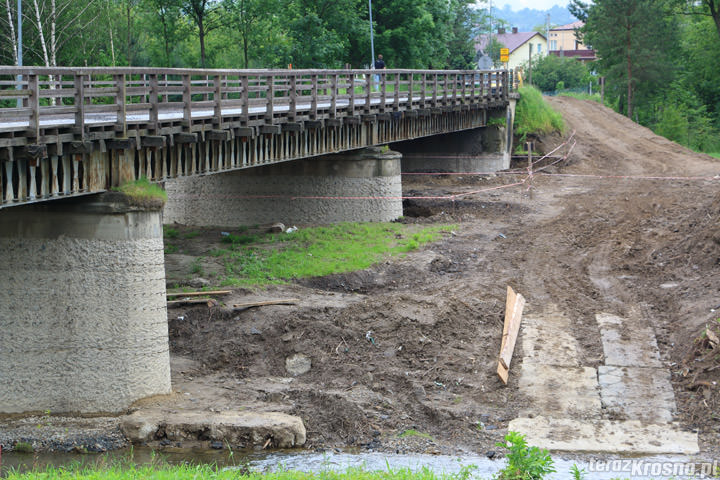 remont mostu w Jedliczu
